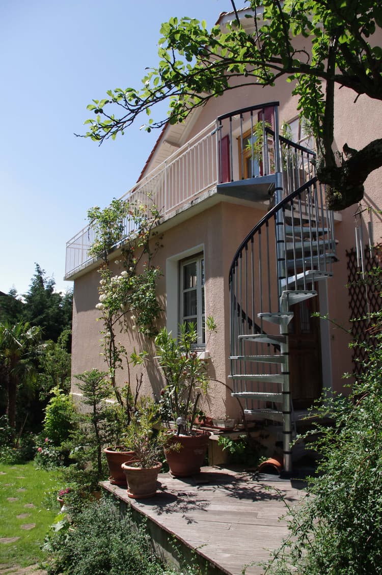 Photo de la location a temps partiel de : Chambre à louer dans espace indépendant au mois à Lyon